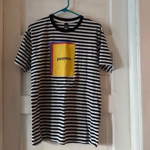 paramore urban outfitters shirt